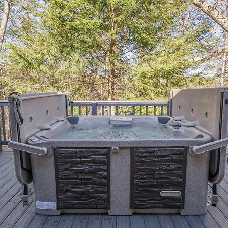 Wooded Bliss Hot Tub Single Level Cabin With No Steps Rocking Chairs And Wooded Views Pigeon Forge Exterior foto