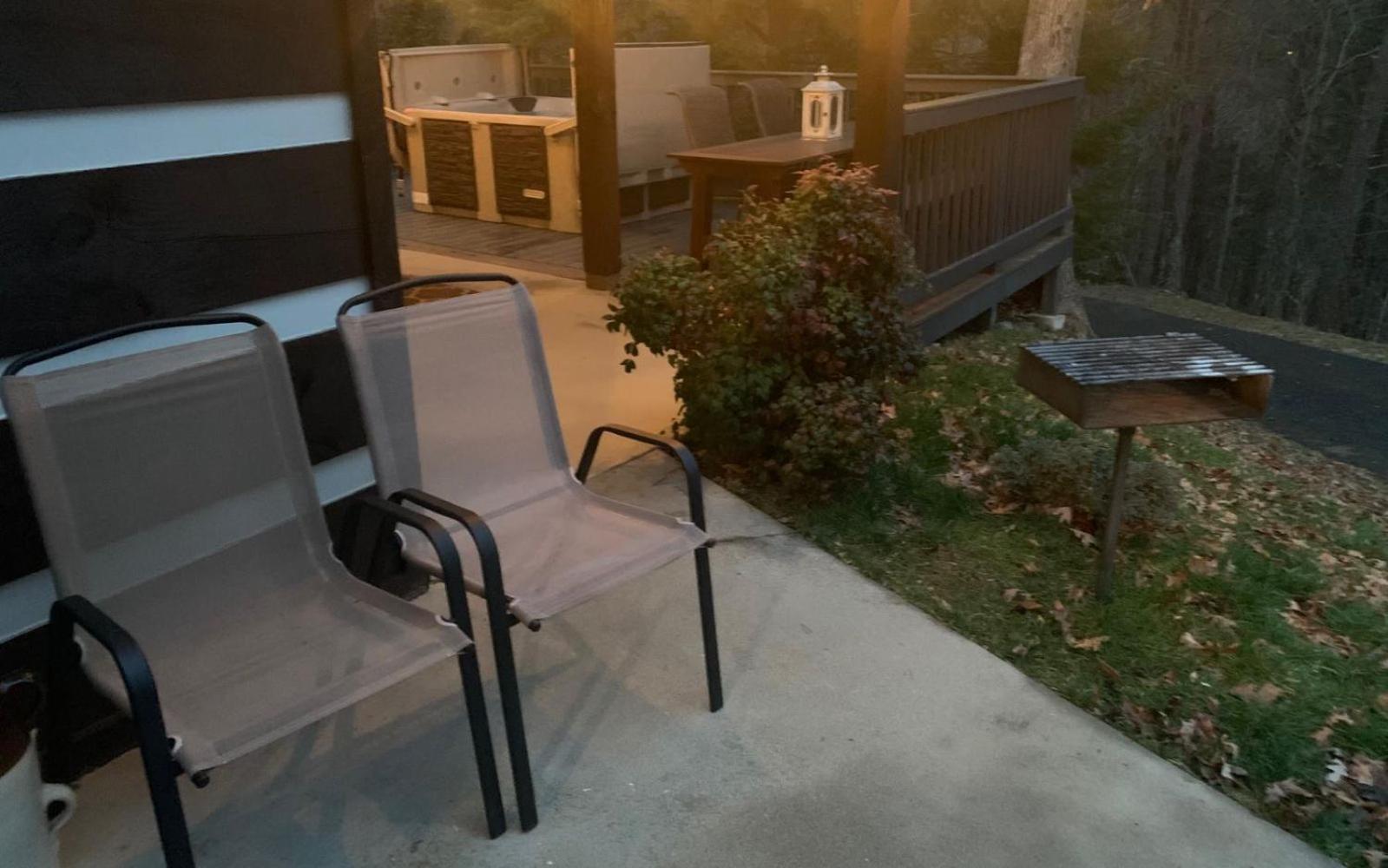 Ferienhaus Wooded Bliss Hot Tub Single Level With No Steps Rocking Chairs And Wooded Views