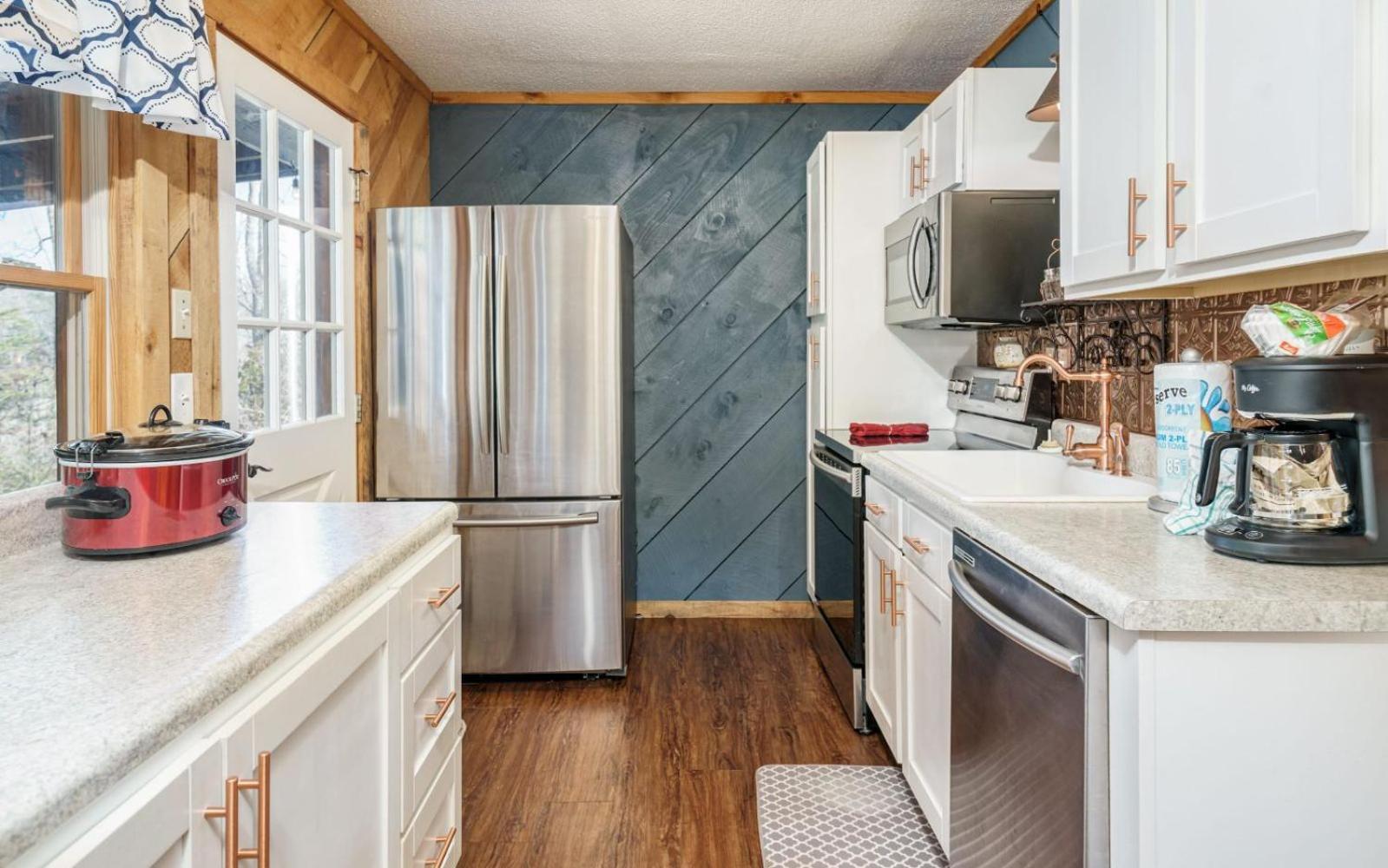 Ferienhaus Wooded Bliss Hot Tub Single Level With No Steps Rocking Chairs And Wooded Views
